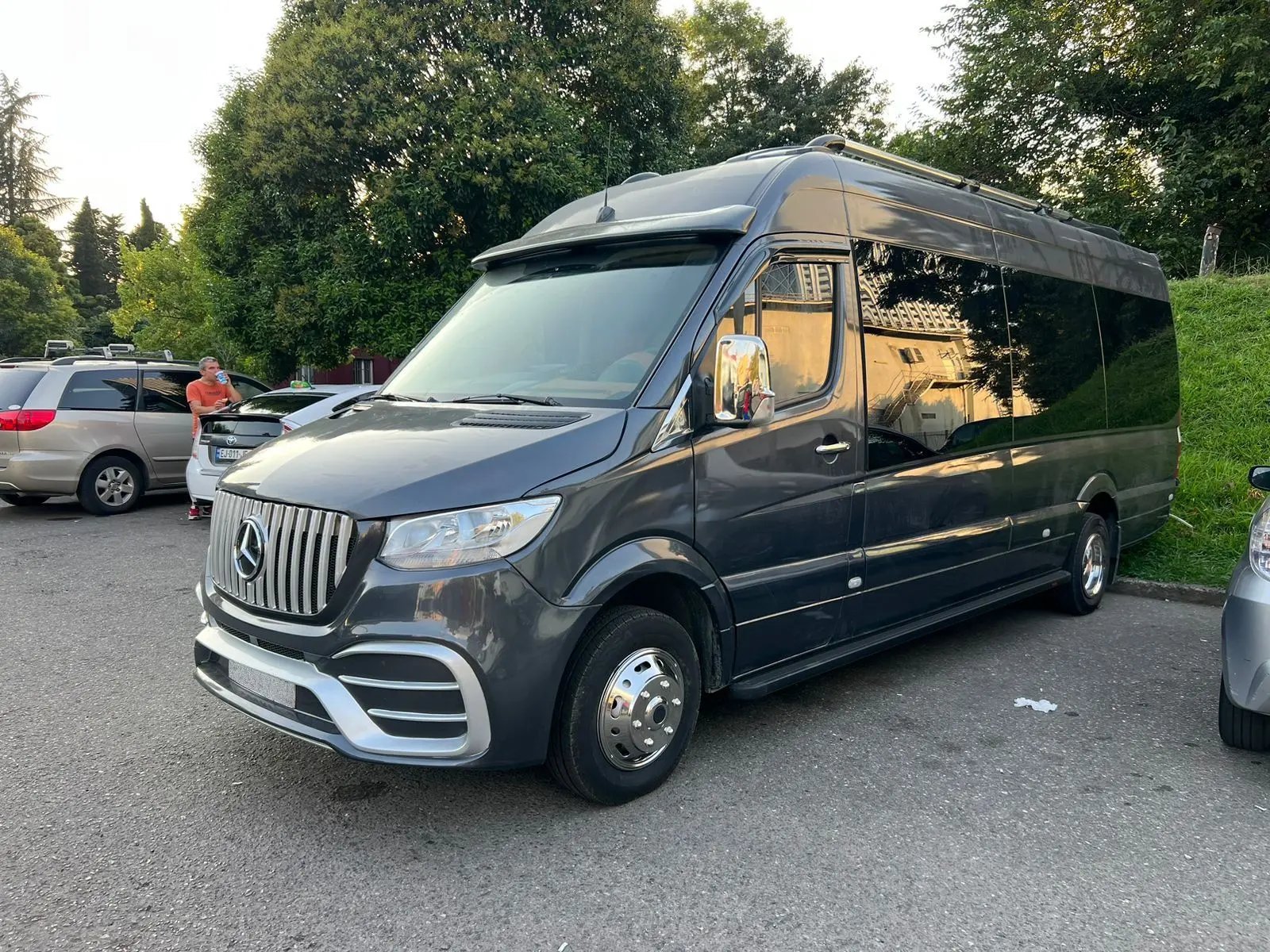 Mercedes Sprinter 20–22 мест из автопарка «Престиж плюс» (фото парка, 2026)